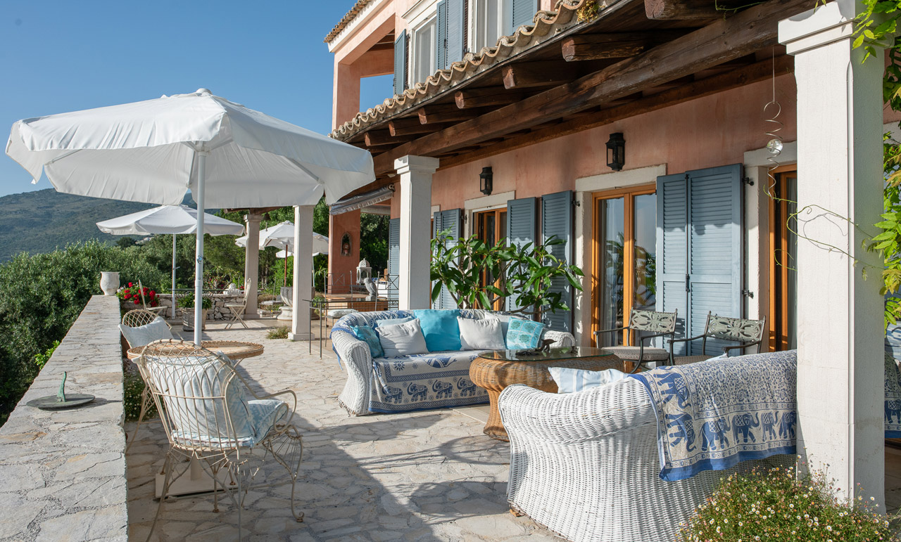 Linamia Luxury Villa located in Northeast Corfu