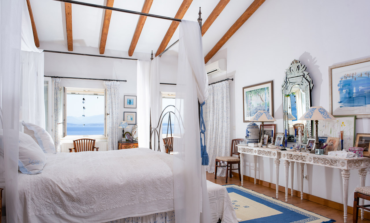 About the Linamia villa