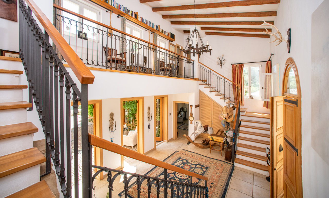 Linamia Luxury Villa located in Northeast Corfu