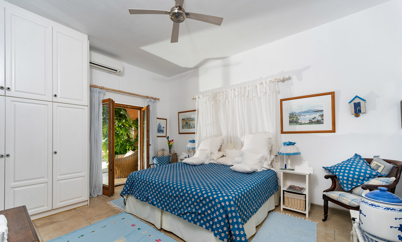 Linamia Luxury Villa located in Northeast Corfu