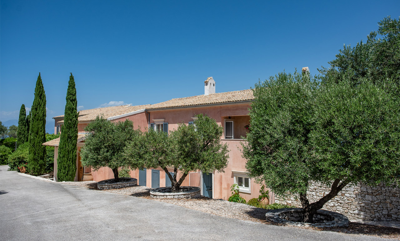 Linamia Luxury Villa located in Northeast Corfu