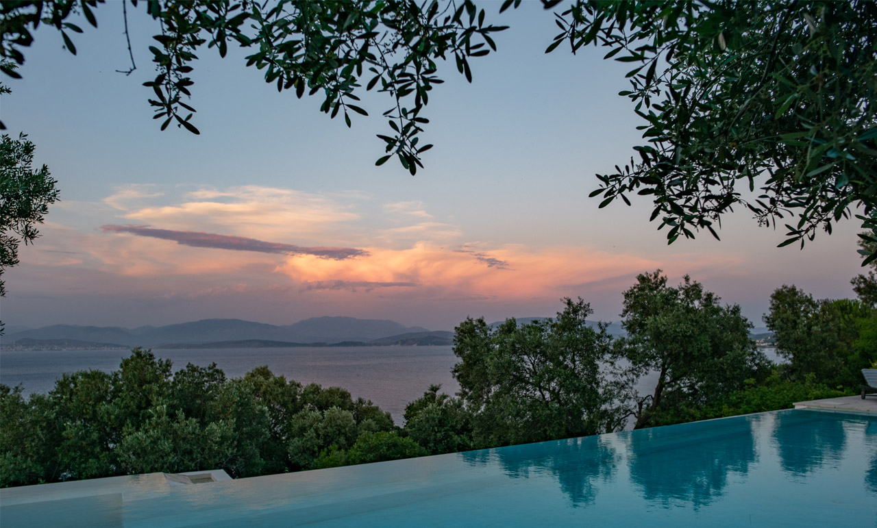 Linamia Luxury Villa located in Northeast Corfu
